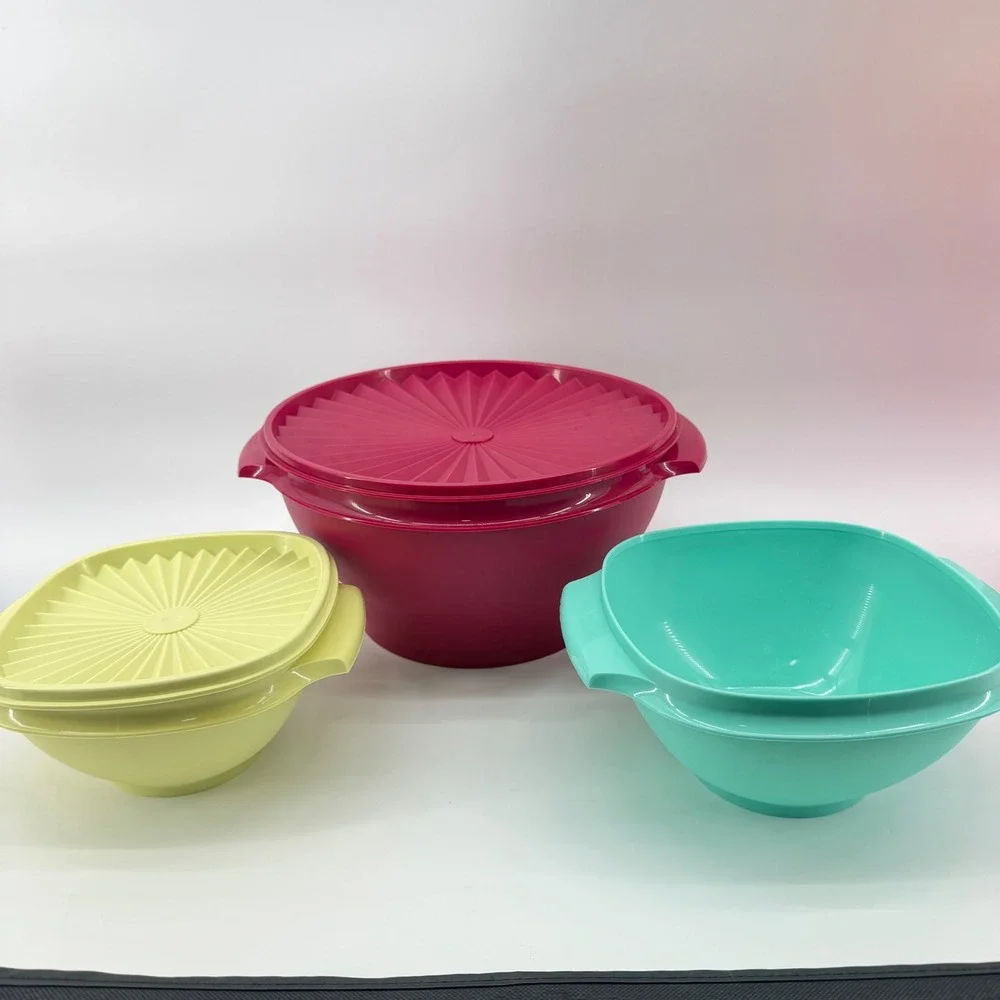 Tupperware wonderlier canister